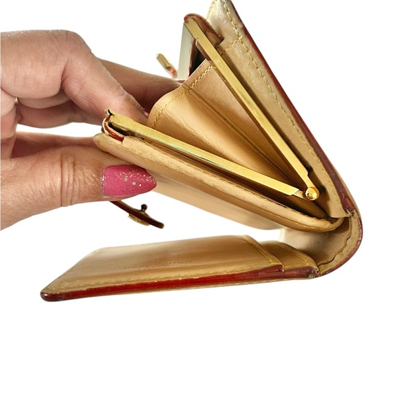 LV Multicolor White Kiss Lock Bifold Wallet - Picture 7 of 12